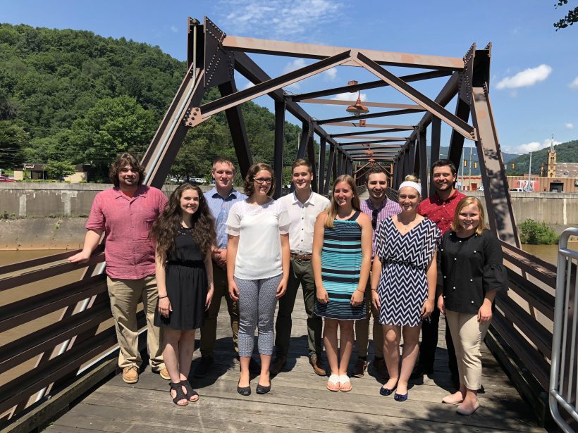 Welcome 2018 Youth Philanthropy Interns!